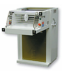 Автоматическая тестозакаточная машина CP4 на 15 кг теста